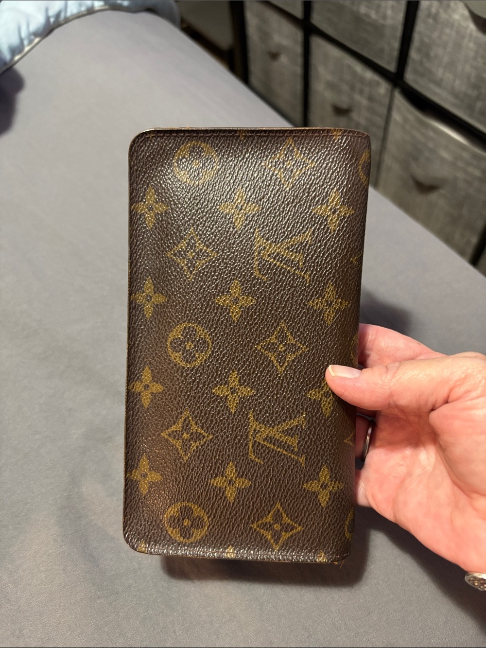 Louis Vuitton Monogram Long Wallet in Brown and Tan - Picture 3 of 12